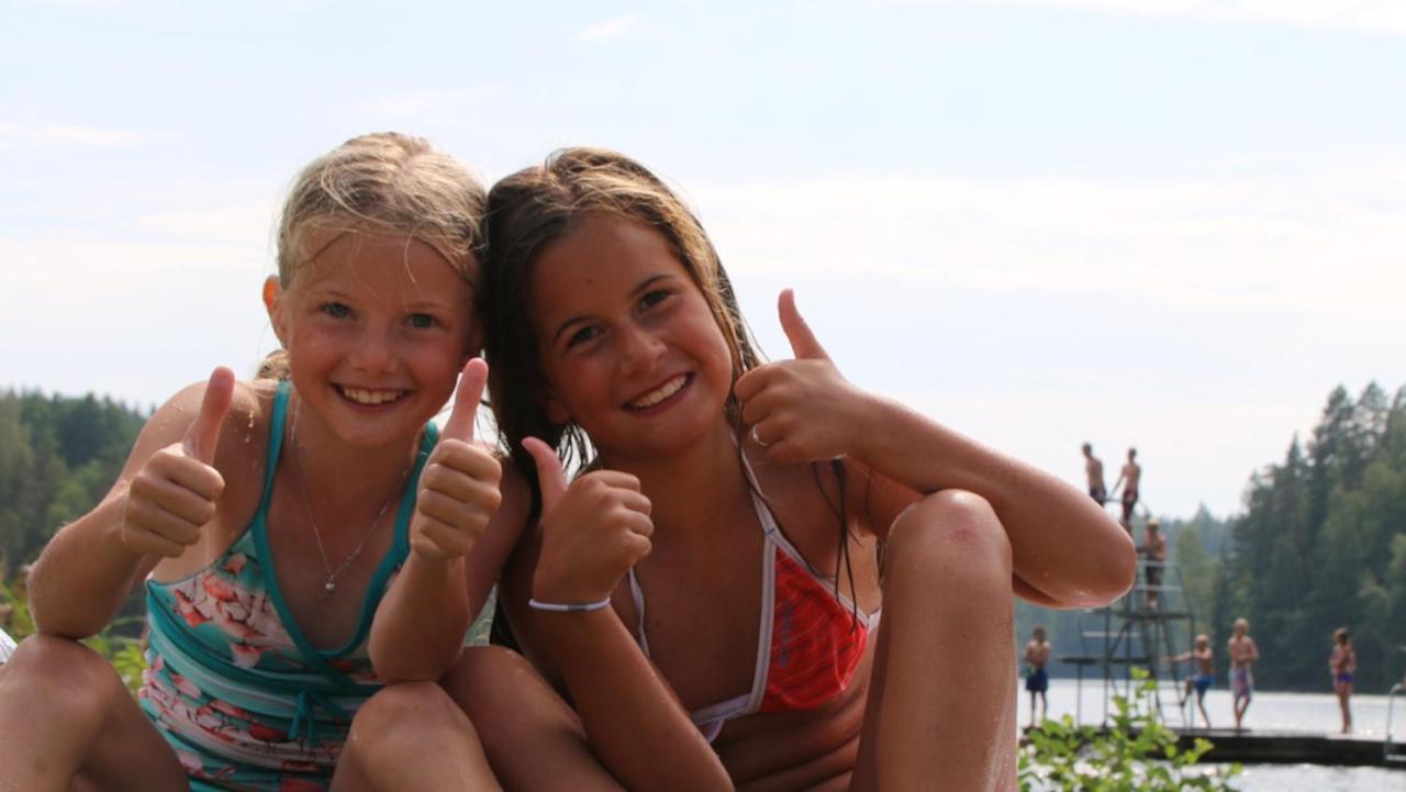 Gusum Yxningens Holiday Homes, Cottages And Camping מראה חיצוני תמונה